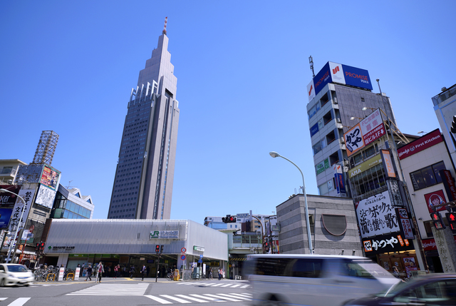 日本の東京都市景観　代々木駅などを望む